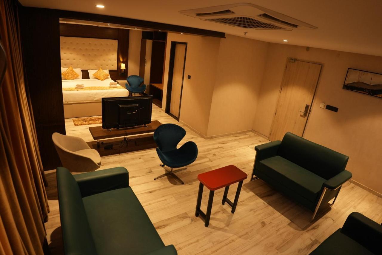 Hotel Ocean Vista Bay Visakhapatnam Zewnętrze zdjęcie