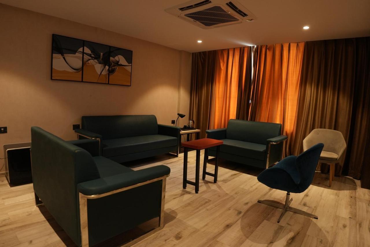 Hotel Ocean Vista Bay Visakhapatnam Zewnętrze zdjęcie