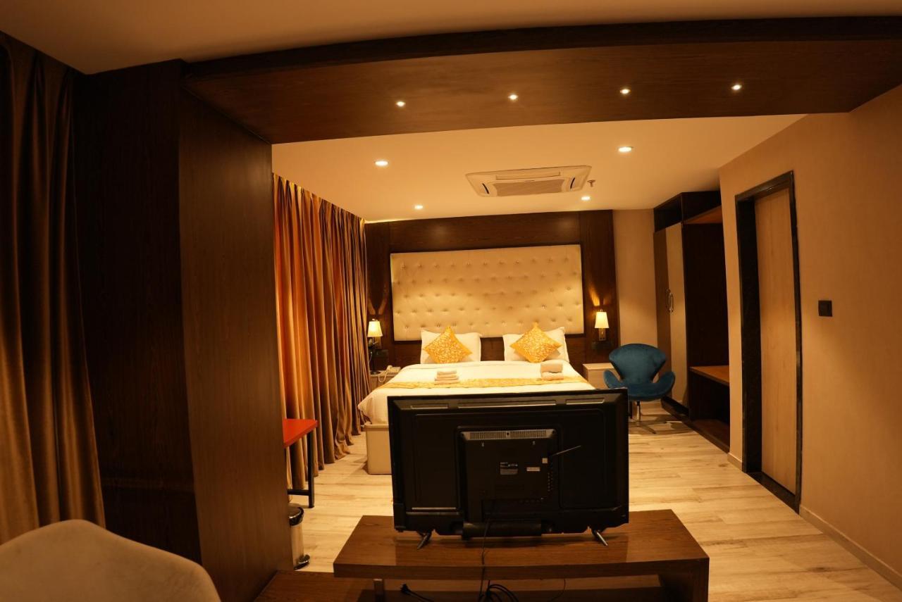 Hotel Ocean Vista Bay Visakhapatnam Zewnętrze zdjęcie